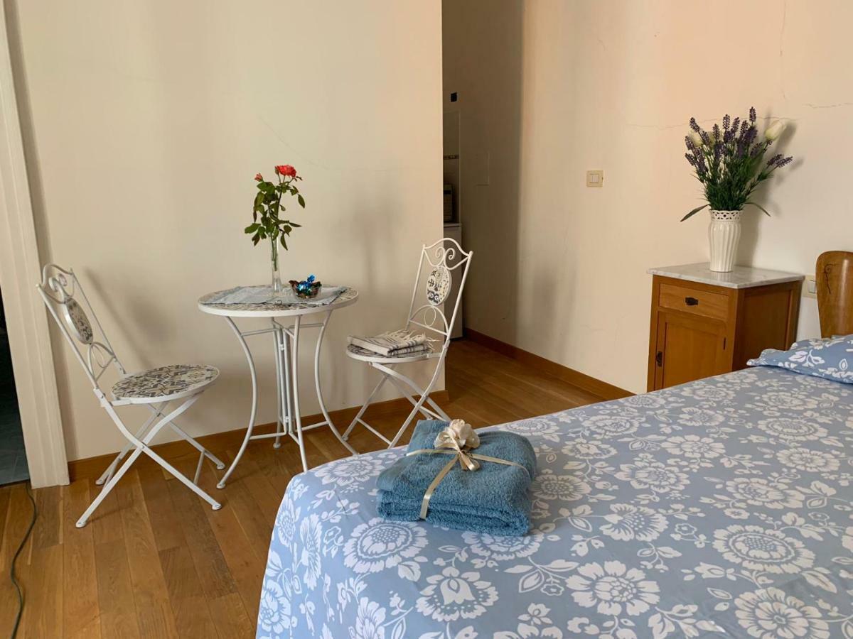 Apartamento La Stanza Di Caterina Villalfonsina Exterior foto