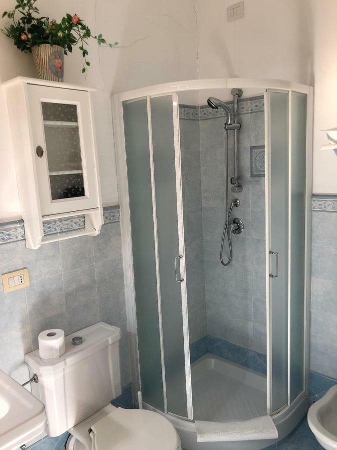 Apartamento La Stanza Di Caterina Villalfonsina Exterior foto