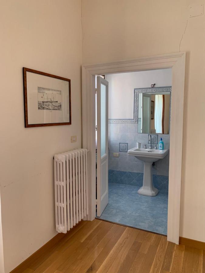 Apartamento La Stanza Di Caterina Villalfonsina Exterior foto